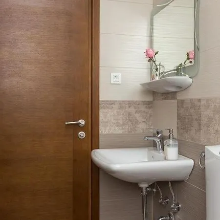 Διαμέρισμα Manuela - Comfort One-bedroom With Terrace And Sea View *